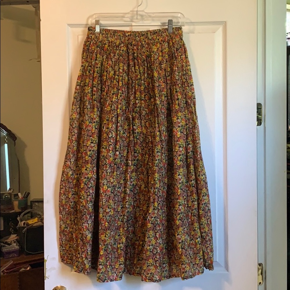 Yoga Trendz Midi Skirt